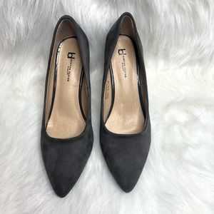 Boston design studio gray suede pumps heels 7M